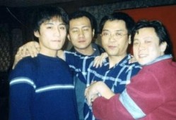 娱乐大爆料胡军和刘烨谁赢了,胡军与刘烨巅峰对决，究竟谁笑到最后？