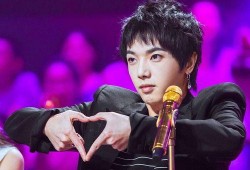 萌探华晨宇爆料视频,幕后故事与精彩瞬间