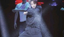 韩娱圈内人爆料王一博视频